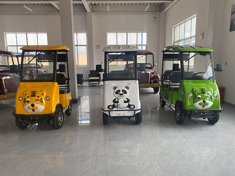 休闲四轮车